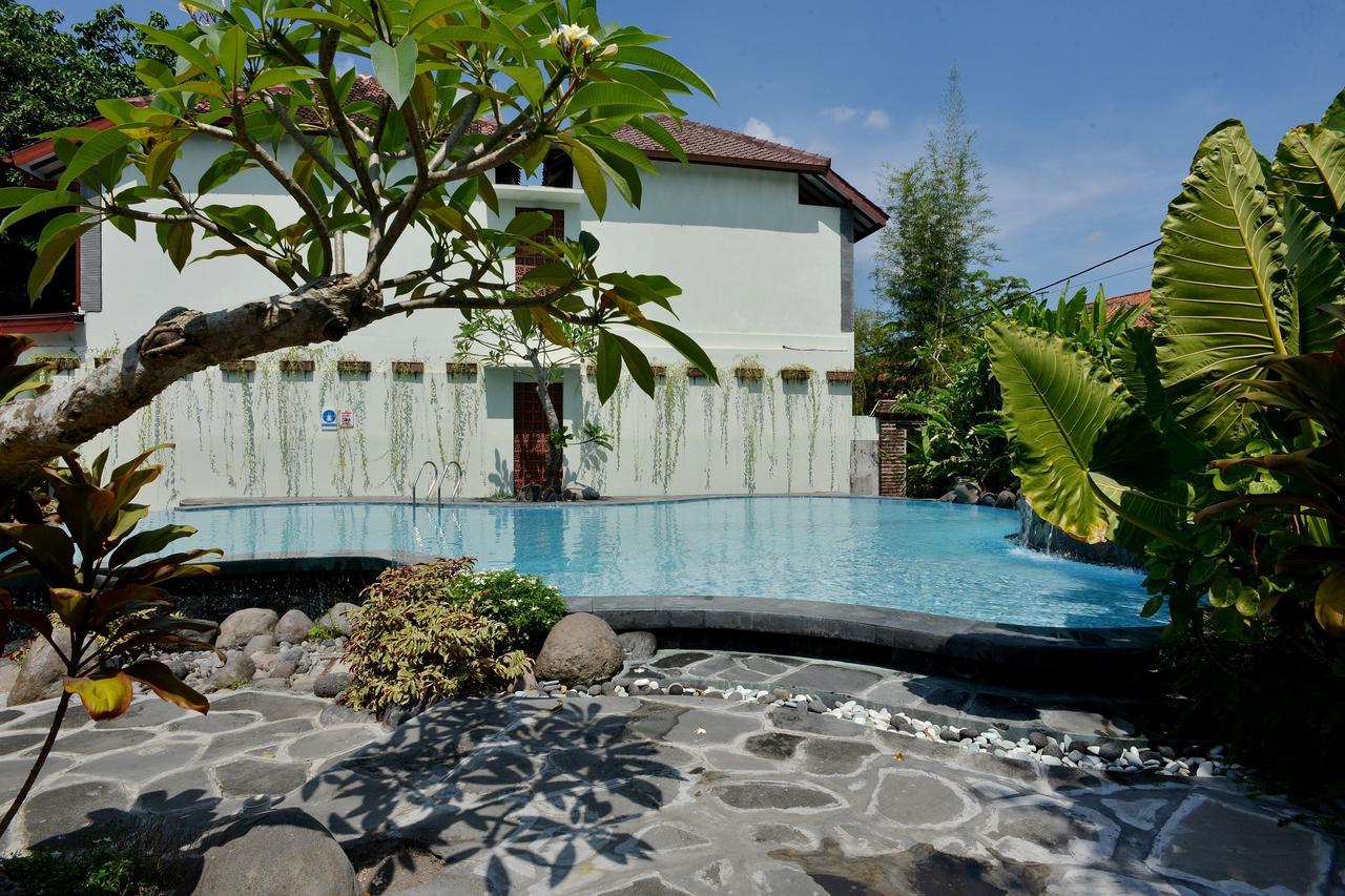 Zen Rooms Pakualaman Yogyakarta Exterior foto
